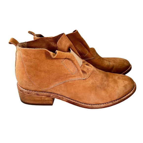 Eileen Fisher Tan Leather Ankle Boots Elastic Gore Low Block Heel Pull Tabs Sz 8 - Picture 2 of 16